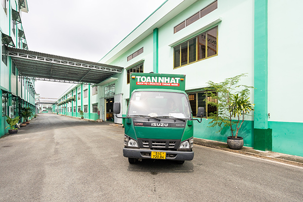 Dịch vụ cho thuê kho bãi - Toàn Nhất Logistics - Công Ty CP Toàn Nhất Logistics